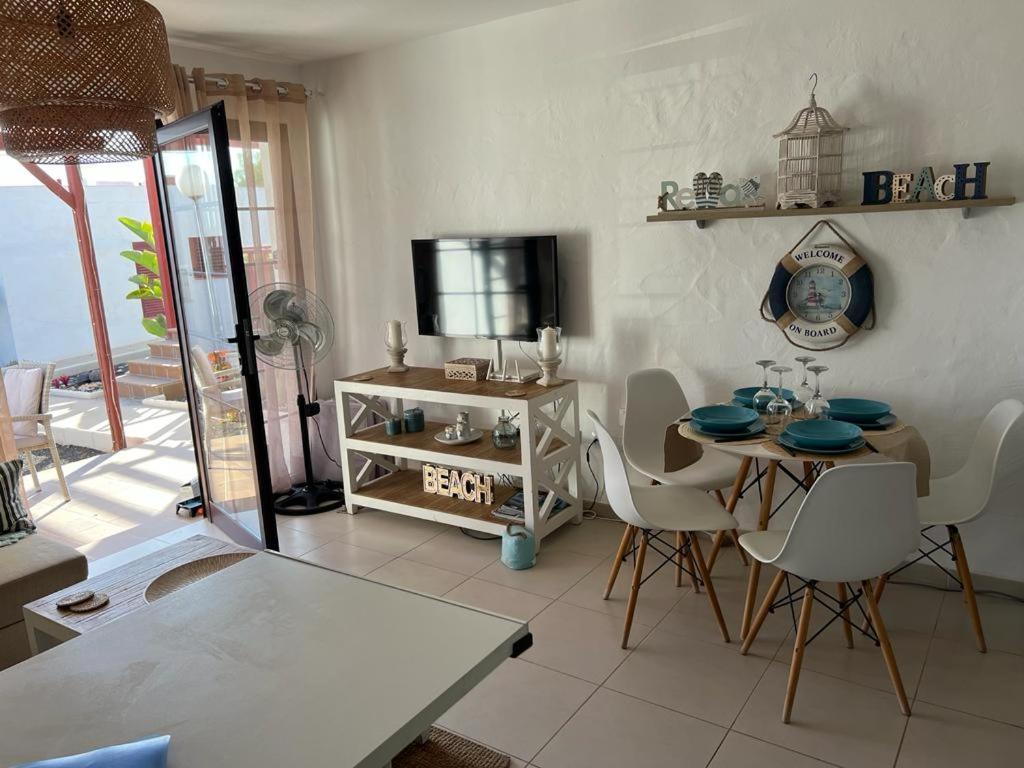 Appartement Caleta Sun Beach 64 à Caleta de Fuste Extérieur photo